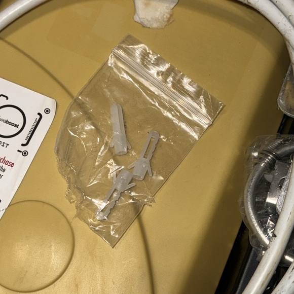 weBoost Home Cell Signal Booster Home 4G works w/ all carriers up to 1500 sq. ft - Picture 12 of 12